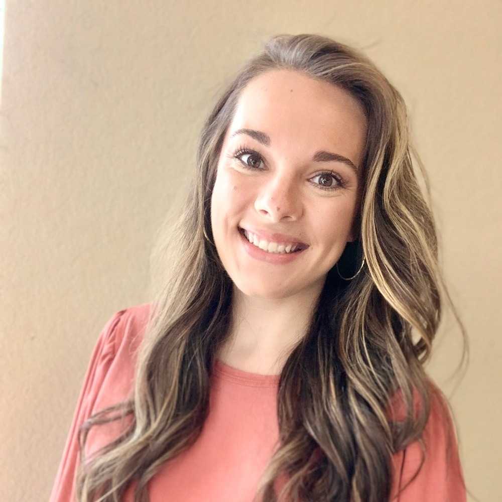 Meet your Posher, Courtney